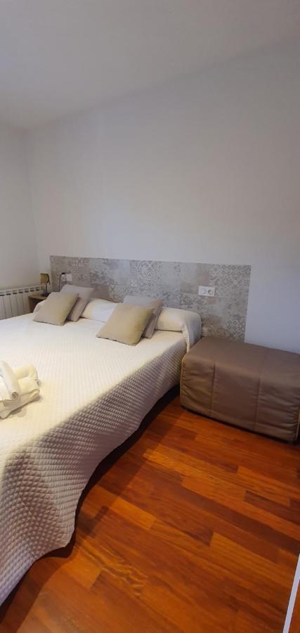 El Mussol De La Vila Camprodon, Balconets Amb Vistes A La Placa エクステリア 写真
